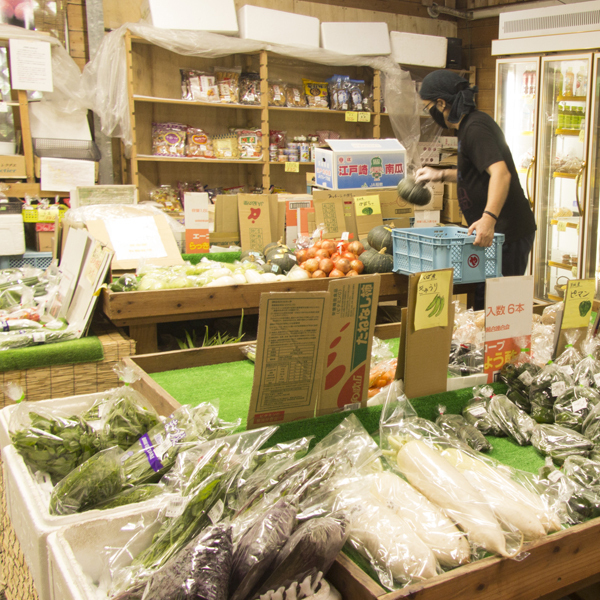 野菜・工芸品直売所きのこファーム