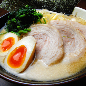 横浜家系ラーメン たくみ家